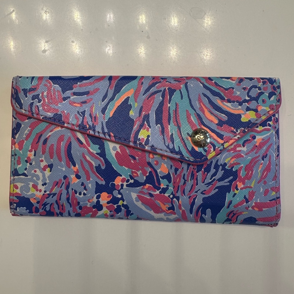 Lilly Pulitzer Envelope Colorful Clutch Wallet